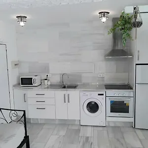Juderia - Parking Apartment